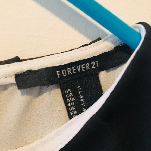 Collared Blouse - Picture 3 of 3